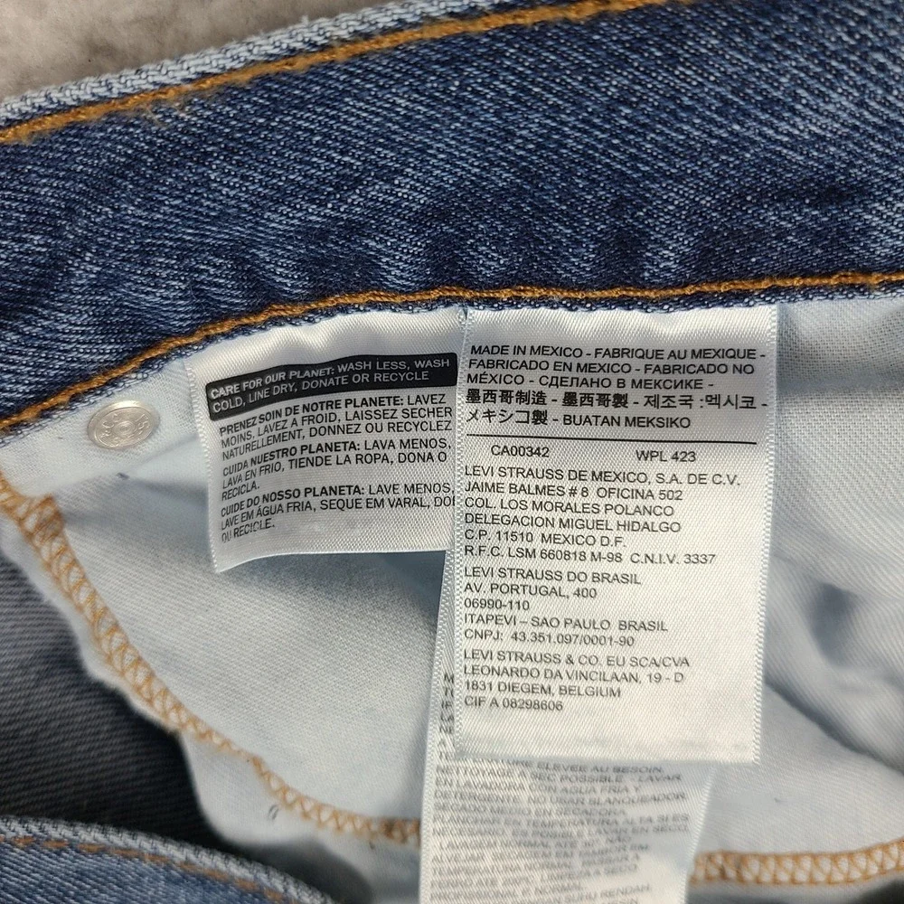 Levi's 505 Jeans Mens 38x32‎ Blue Regular Fit Straight Leg Medium Wash Denim